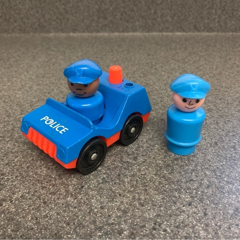 Vintage Fisher-Price, little people, police car and two policemen